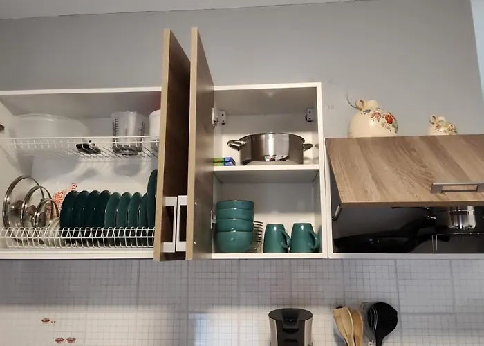 Isola Clara * بيبيوني