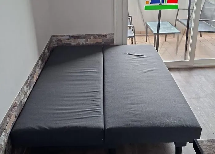 Isola Clara アパート